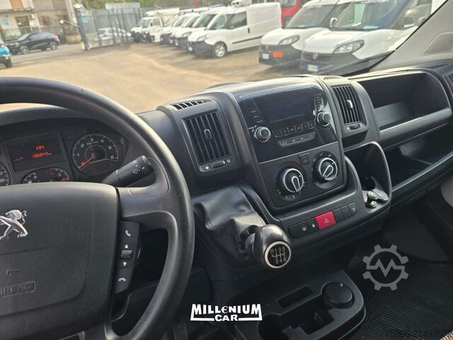 Kastenwagen Peugeot PEUGEOT BOXER 2021 L3H3