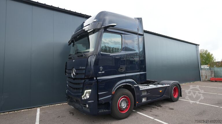 Standard-SZM Mercedes-Benz Actros 1945 GigaSpace tractor unit