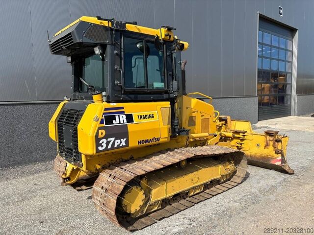 Μηχανή ισοπέδωσης Komatsu D37 PX-23