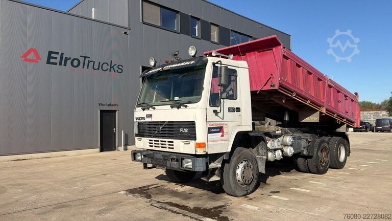  Volvo FL 12 - 380 (6X6 / POMPE MANUELLE / GRANDES EJE...