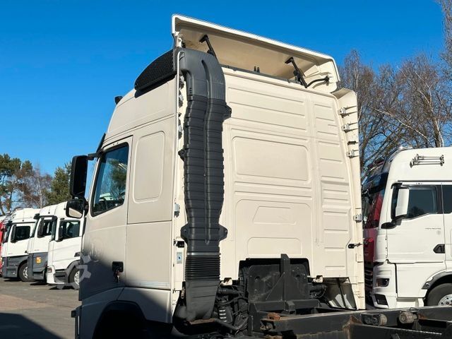 Swap body truck VOLVO FH420 4x2 BDF ADR FL/AT Euro5EEV AHK Klima