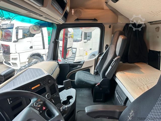 Volume tractor unit MERCEDES-BENZ Actros 1845 X-LOW Retarder 2Tanks ACC