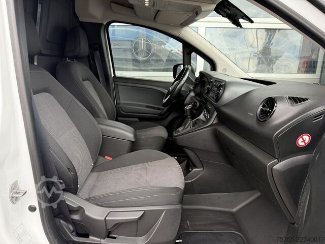 Fourgon tôlé MERCEDES-BENZ Citan 110 CDI Klima Tempomat Parktronic Sitzheiz