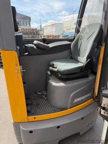 Reach trucks Jungheinrich ETV 214 2022y/ 10.5m