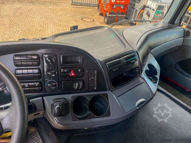 Trattore stradale standard MERCEDES-BENZ Actros 3351 MP3 V8 Kipphydr.