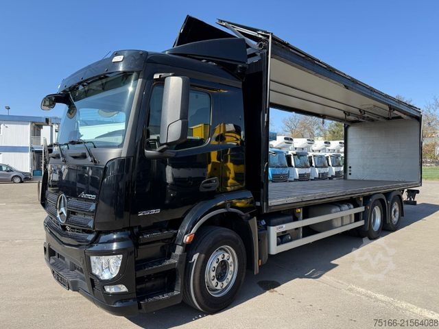 Beverage truck MERCEDES-BENZ ANTOS 2533 L Getränkekoffer 8,20 m LBW 2 T*LENK
