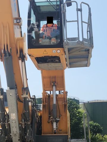 Excavatrice à chaînes LIEBHERR LH40C Litronic Industry Long reach 43 Ton