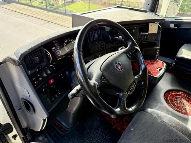 Scania R410 6x2 / beverage truck / retarder / Euro 6 / tail lift Scania R410 6x2/Getränkewagen/Retarder/Eu6/LBW
