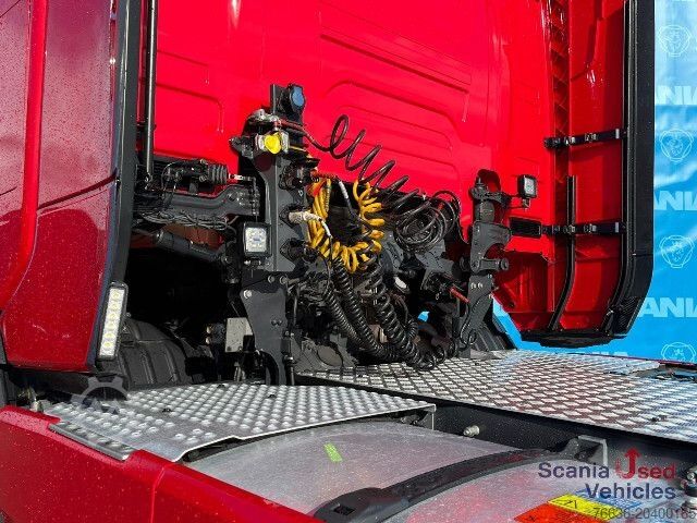 Standard tractor unit Scania R 410 A4x2NA RETARDER LED NAVI