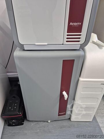Sistem de purificare a apei cu osmotică inversă Puro-i III Avidity Science Puro-i III