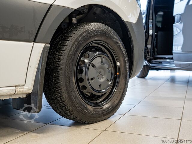 Komercijalno vozilo sa visokim krovom Mercedes-Benz Sprinter 315 CDI Kasten L2H2 AHK Stdhz. Navi