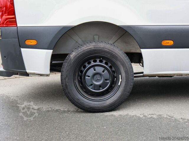 Komercijalno vozilo sa visokim krovom Mercedes-Benz Sprinter 315 CDI Kasten L2H2 AHK Stdhz. Navi