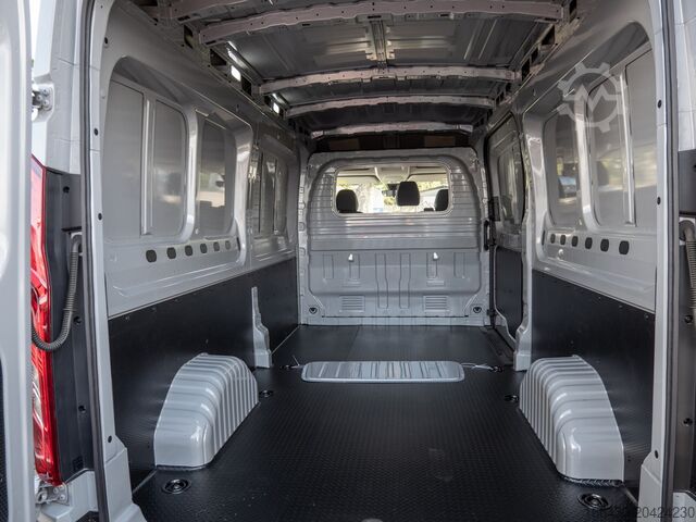 Bestelwagen met verhoogd dak Maxus DELIVER 9