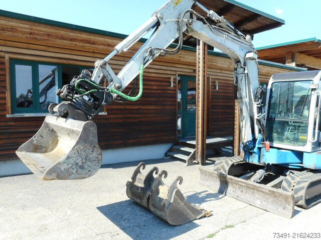 Mini excavator Takeuchi TB 153FR ( 5.650kg ) Rototilt + Powert.