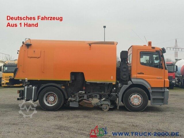 Veegmachine Mercedes-Benz 1833 Bucher Optifant 70 Separat Motor EasyDrive