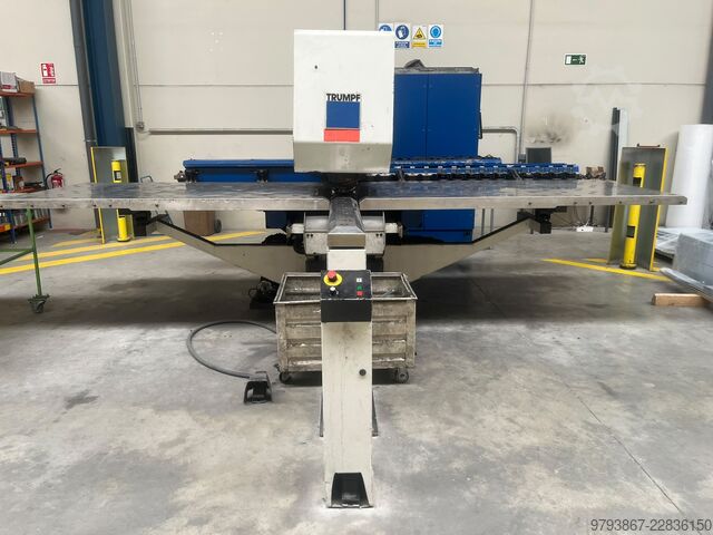 Punzonatrice TRUMPF TRUMATIC 200