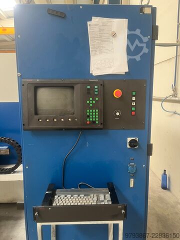 Punzonatrice TRUMPF TRUMATIC 200
