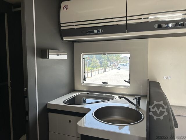 Caravan/camper Roller Team Kronos 284M del 2025 | Automatico | Posti letto: 5