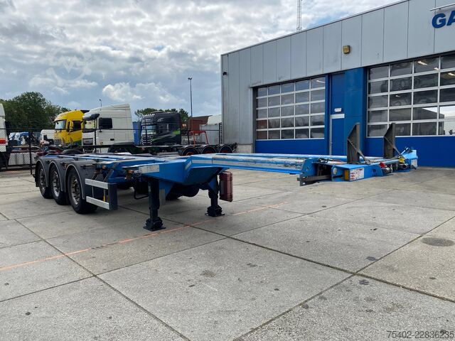 Transport af containere D-TEC FT-LS-S / 3x Extendable / 1x Lift Axle / SAF + ...