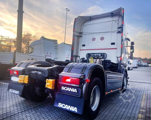 Standardni tegljač SCANIA R730 V8