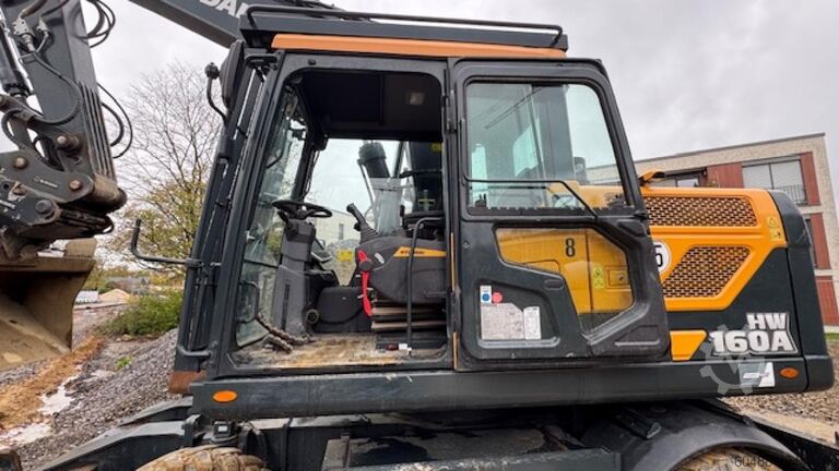 Excavator pe roți HYUNDAI HW 160A
