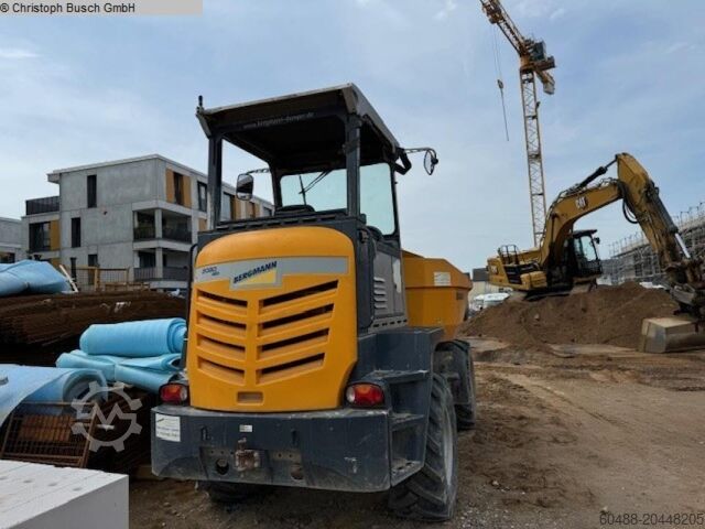 Gumikerekes rakodó / dömper BERGMANN 2060 PLUS