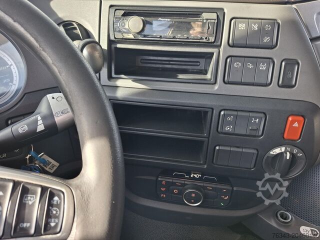 Teherautó-pótkocsi szerelvény DAF XF 480 FA - E6 + REMORQUE