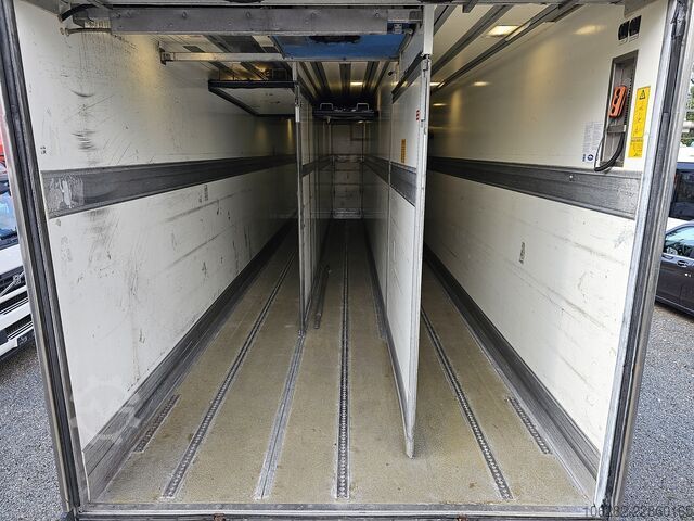 Ciężarówka z kontenerem chłodniczym VOLVO FM330 6x2 FRIGOBLOCK Multizone Lenk u. L