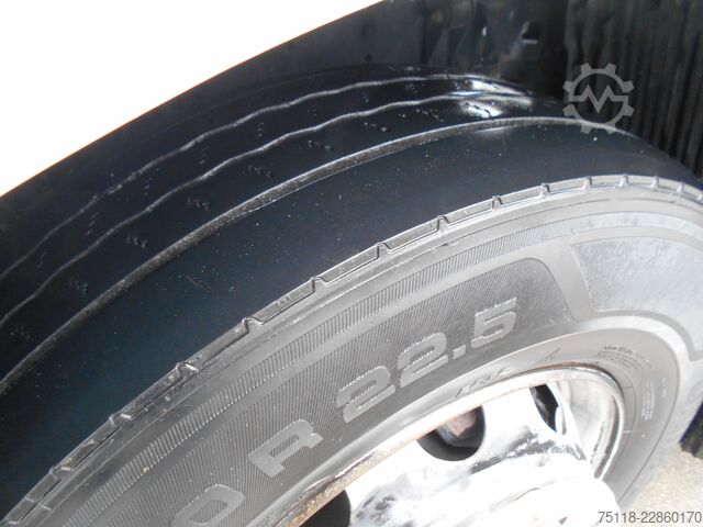 Standardowy ciągnik siodłowy MAN TGX 18.500