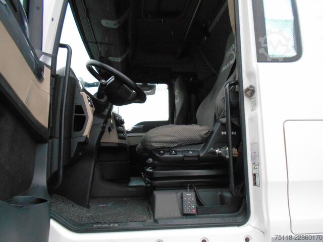 Standardowy ciągnik siodłowy MAN TGX 18.500
