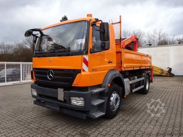 Camion basculante trilateral MERCEDES-BENZ 1833 Axor Kipper mit Kran Wechselsytem