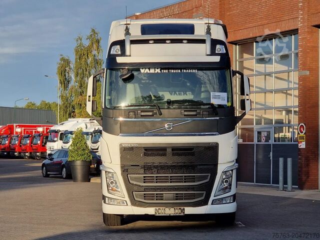 Standart-SZM Volvo FH 13.500 Globetrotter XL 6x2 - Full air - 3.20...