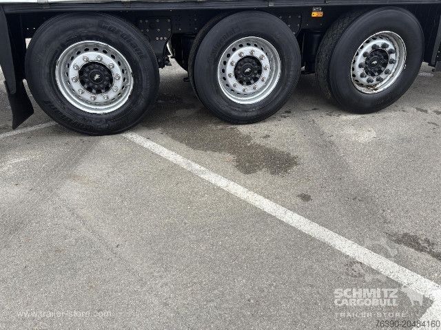 Open semitrailer with tarp Schmitz Cargobull Semitrailer Curtainsider Standard