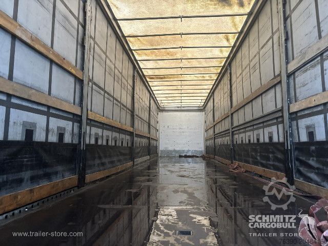 Open semitrailer with tarp Schmitz Cargobull Semitrailer Curtainsider Standard