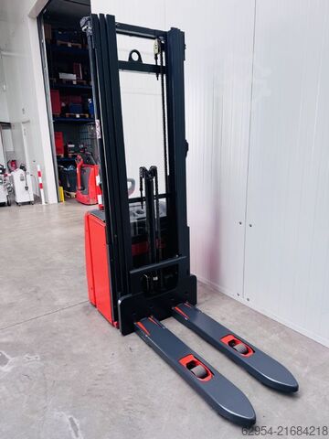 Carretilla elevadora Linde L 14 Triplex