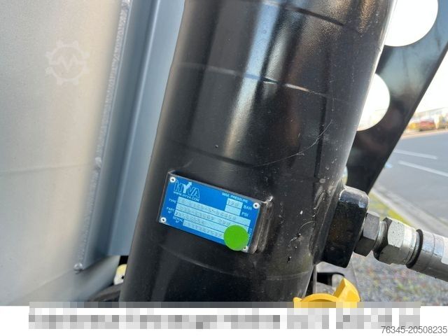 Tipper semitrailer WIELTON Alu-Kastenmulde 51m³ BULK Master SOFORT!