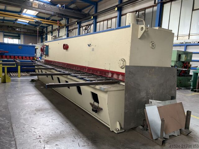 Hydraulic guillotine shear LVD MVSB 62/8