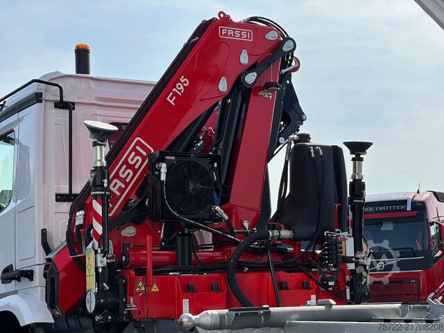 3-sided tipper Mercedes-Benz Arocs 3348 AK 6x6 Krankipper mit Fassi F195A2.24