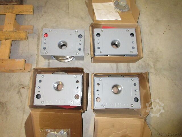 Ruim 15.000 Demag onderdelen in voorraad Demag