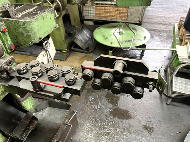Kaltstauchmaschine HEUER NM 5