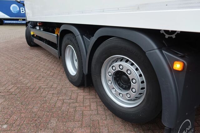 Refrigerated/freezer transport MAN TGS 26.360 Koel/Vries Carrier Supra 850 Diesel/...