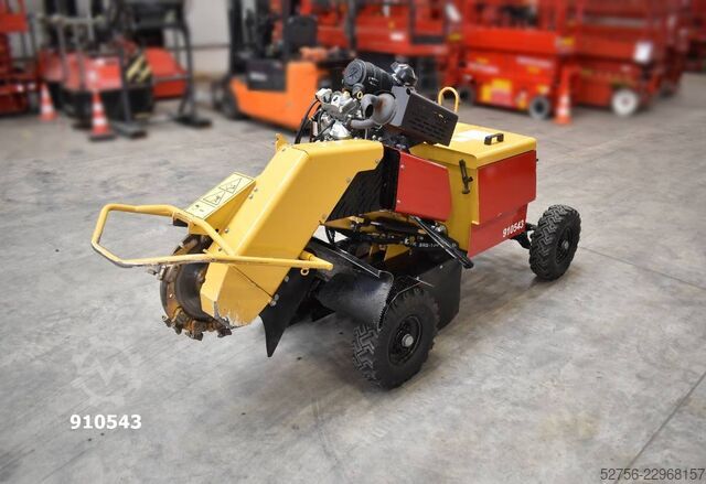Rognueuse de souches Vermeer Corporation Stump Cutter SC362