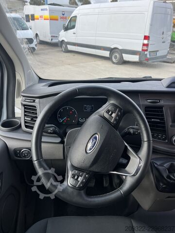 Kamp vozilo Ford Panama 2022 | Cambio manuale | Tetto a soffietto