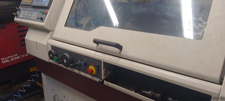 CNC draaibank Harrison Alpha 1330S