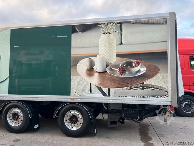 Semiremorcă carosată WÜLLHORST * WIE NEUWERTIG * 2T LBW * LIFT * SAF