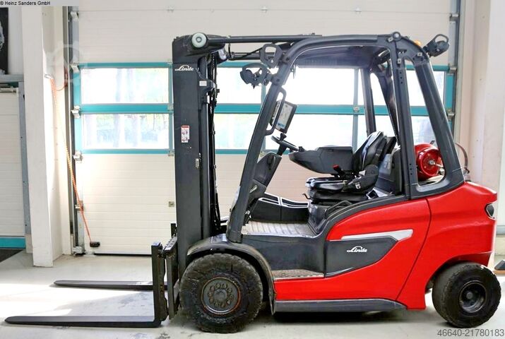 Empilhador LINDE H30T - 3.000 kg