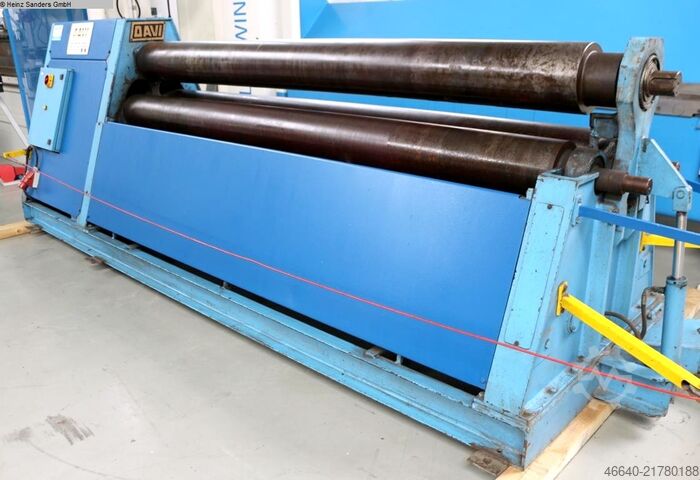 Giętarka do blach - 3 rolki DAVI MCO 2522