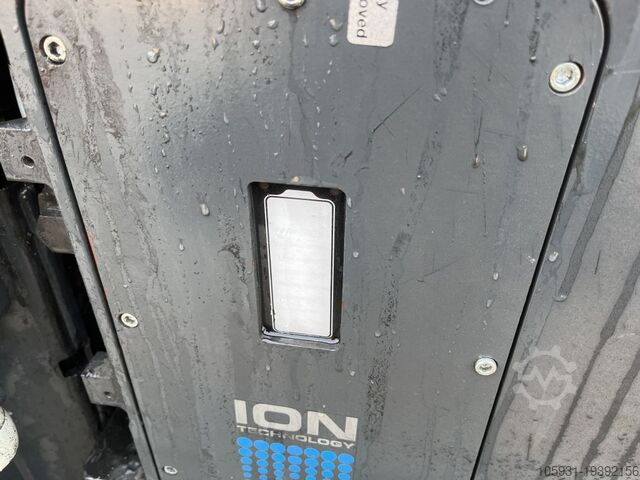 Stivuitor electric cu 4 roți Linde E16P-02