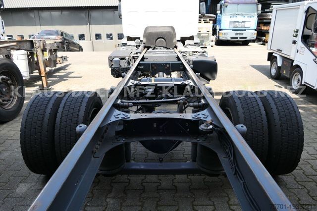 Vrachtwagenchassis RENAULT D 12.240 Wechselaufbau Motorschaden Euro 6