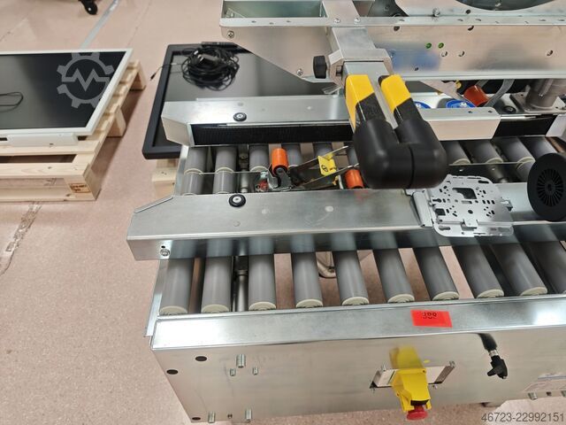 Machine d'emballage en carton SOCO SYSTEM T-10